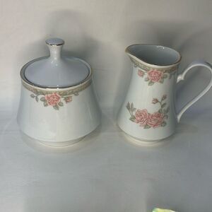 Crown Ming Fine China 8 Oz Creamer And 2 Cup Sugar Bowl Rose Floral Gold Trimmed